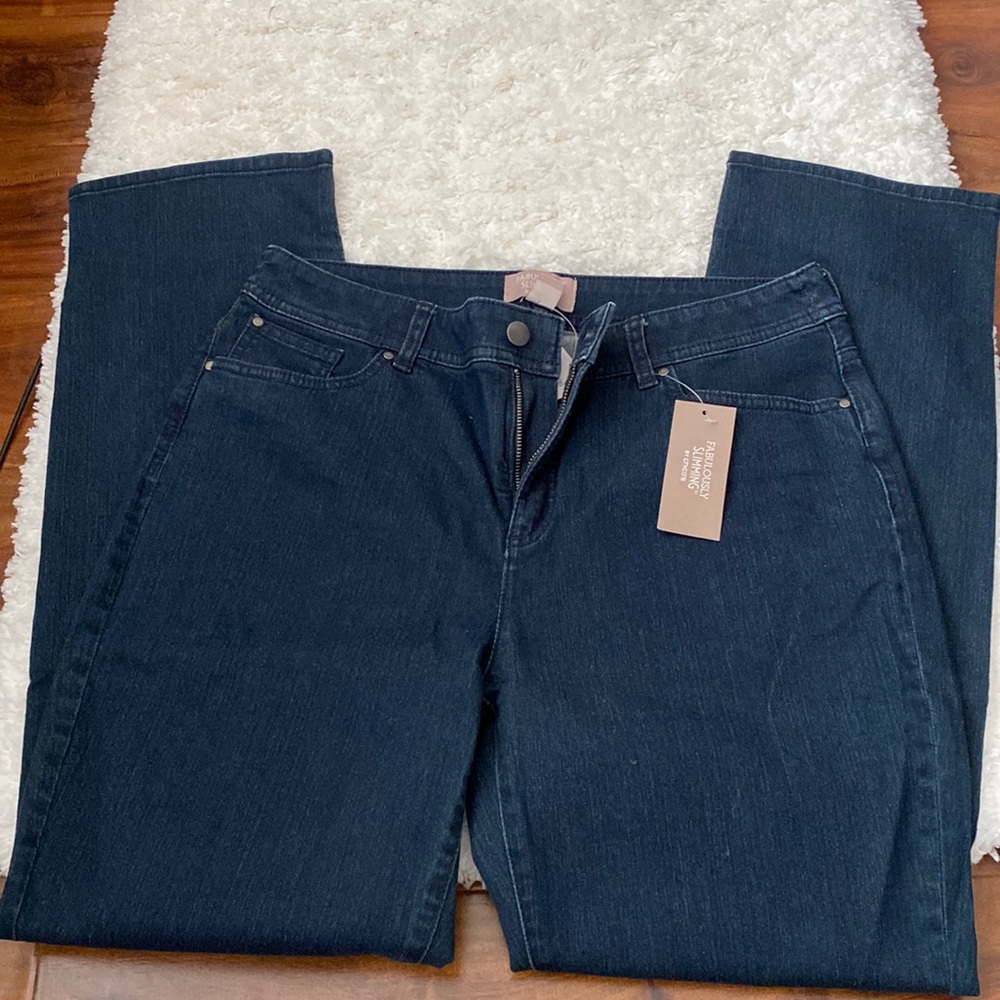 Fabulously skimming by Chicos size 1 short. Straight leg. Dark blue.